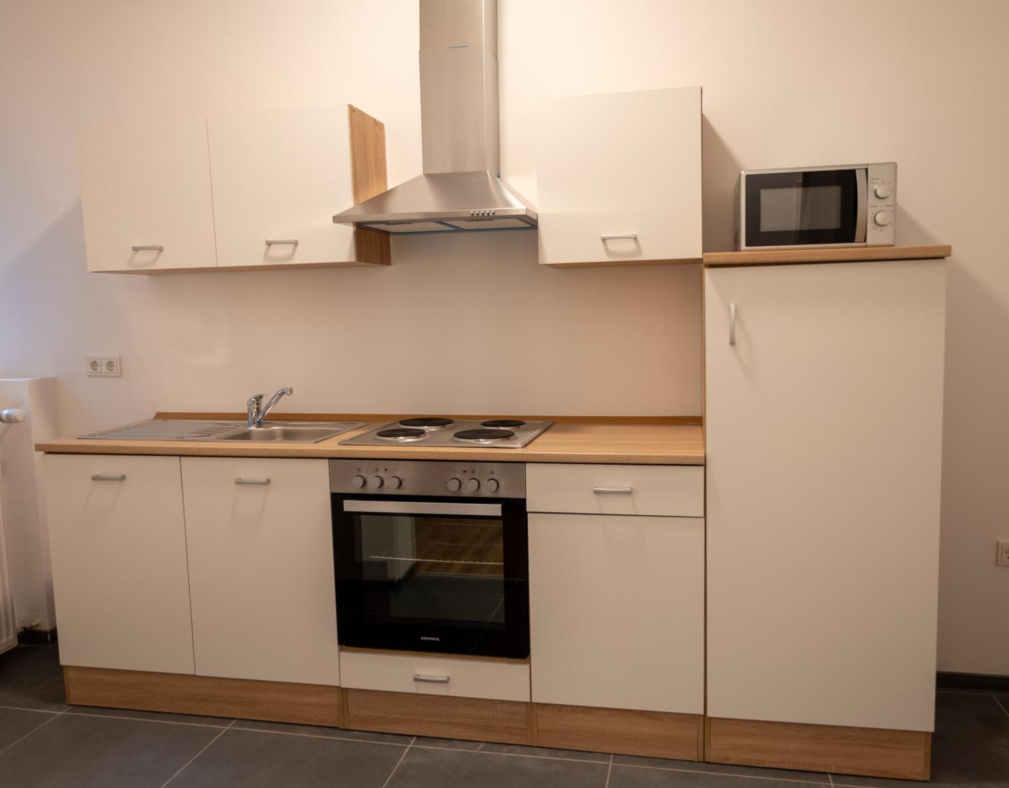 Hln Apartments Am Bahnhof 萨尔布吕肯 外观 照片